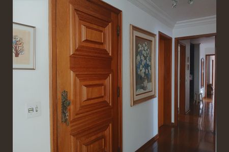 Apartamento à venda com 234m², 4 quartos e 3 vagasSala