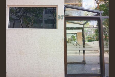 Apartamento à venda com 234m², 4 quartos e 3 vagasFachada