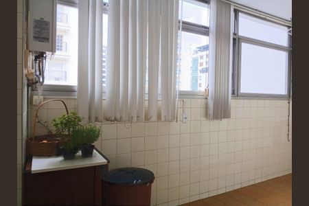 Apartamento à venda com 234m², 4 quartos e 3 vagasCorredor