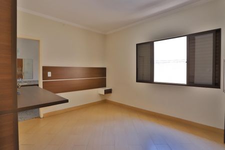 Casa à venda com 200m², 4 quartos e 2 vagasQuarto 4