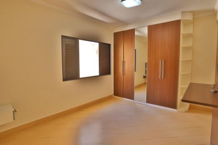 Casa à venda com 200m², 4 quartos e 2 vagasQuarto 4