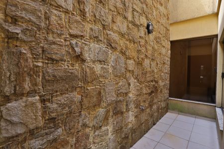 Casa à venda com 200m², 4 quartos e 2 vagasJardim de inverno