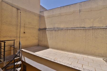 Casa à venda com 200m², 4 quartos e 2 vagasQuintal