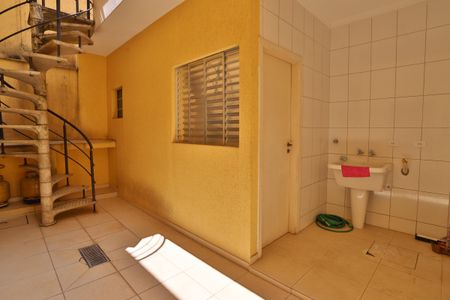 Casa à venda com 200m², 4 quartos e 2 vagasLavanderia