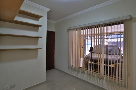 Casa à venda com 200m², 4 quartos e 2 vagasSala 2