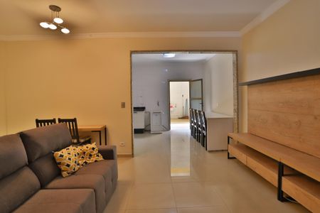 Casa à venda com 200m², 4 quartos e 2 vagasSala