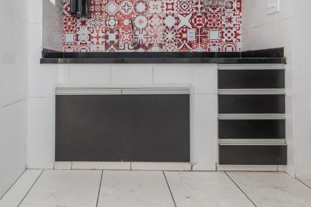 Apartamento para alugar com 67m², 2 quartos e sem vaga Apartamento para alugar com 67m², 2 quartos e sem vagaCozinha - Armários