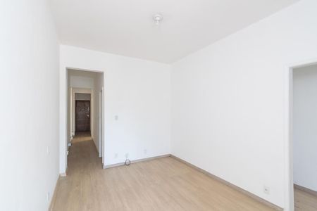 Apartamento para alugar com 67m², 2 quartos e sem vaga Apartamento para alugar com 67m², 2 quartos e sem vagaSala