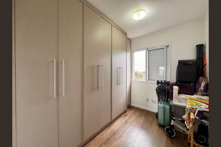Apartamento à venda com 72m², 3 quartos e 2 vagasQuarto 2