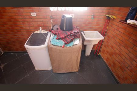 Casa à venda com 200m², 3 quartos e 1 vagaÁrea comum