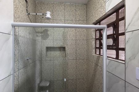 Casa para alugar com 98m², 2 quartos e 3 vagas Casa para alugar com 98m², 2 quartos e 3 vagasBanheiro de Serviço