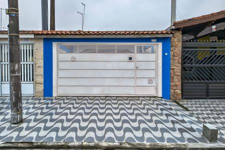 Fachada de casa para alugar com 2 quartos, 98m² em Vila Caiçara, Praia Grande
