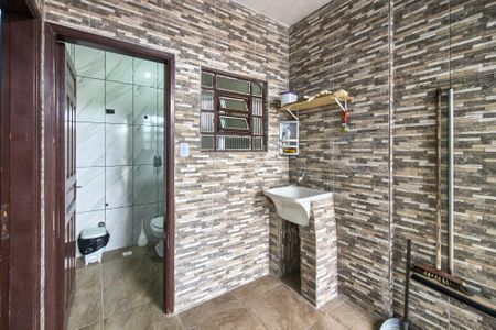 Casa para alugar com 98m², 2 quartos e 3 vagas Casa para alugar com 98m², 2 quartos e 3 vagasÁrea de Serviço