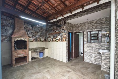 Quintal de casa para alugar com 2 quartos, 98m² em Vila Caiçara, Praia Grande