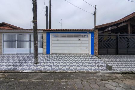 Casa para alugar com 98m², 2 quartos e 3 vagas Casa para alugar com 98m², 2 quartos e 3 vagasFachada