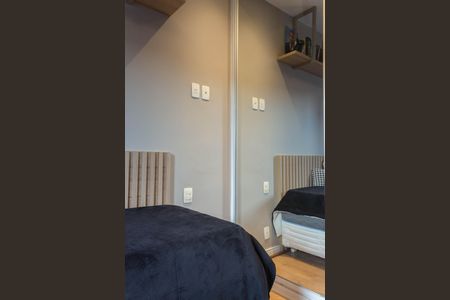 Casa de condomínio à venda com 130m², 3 quartos e 3 vagasQuarto 2