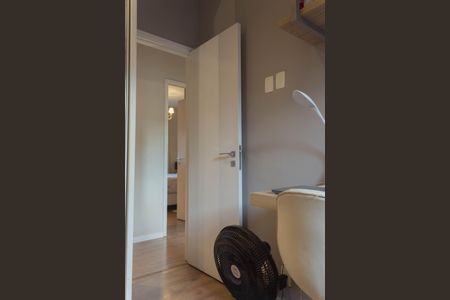 Casa de condomínio à venda com 130m², 3 quartos e 3 vagasQuarto 2