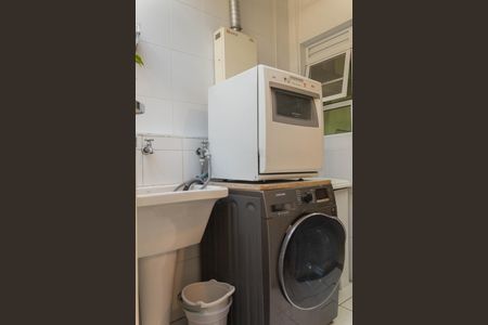 Casa de condomínio à venda com 130m², 3 quartos e 3 vagasÁrea de Serviço