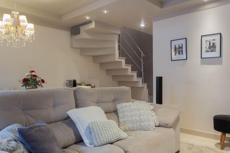 Casa de condomínio à venda com 130m², 3 quartos e 3 vagasSala