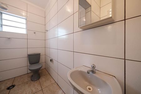 Casa à venda com 257m², 5 quartos e 4 vagas Casa à venda com 257m², 5 quartos e 4 vagasBanheiro