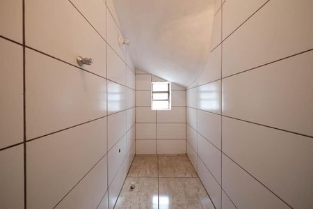 Casa à venda com 257m², 5 quartos e 4 vagas Casa à venda com 257m², 5 quartos e 4 vagasÁrea de Serviço