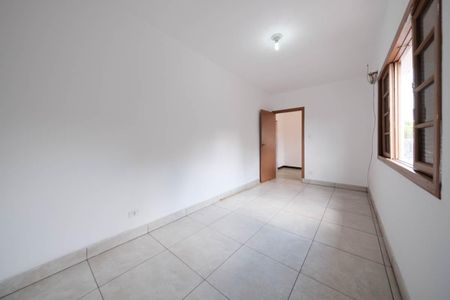 Casa à venda com 257m², 5 quartos e 4 vagas Casa à venda com 257m², 5 quartos e 4 vagasQuarto