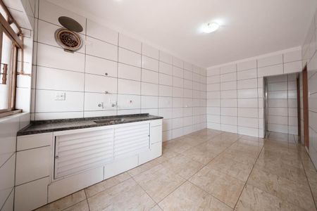 Casa à venda com 257m², 5 quartos e 4 vagas Casa à venda com 257m², 5 quartos e 4 vagasCozinha