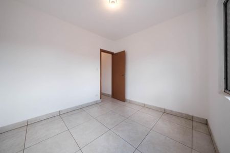 Casa à venda com 257m², 5 quartos e 4 vagas Casa à venda com 257m², 5 quartos e 4 vagasQuarto 3