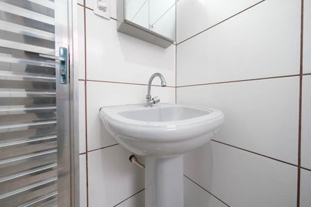 Casa à venda com 257m², 5 quartos e 4 vagas Casa à venda com 257m², 5 quartos e 4 vagasBanheiro