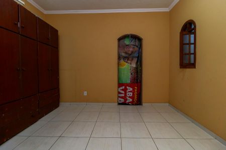 Casa à venda com 380m², 3 quartos e 3 vagas Casa à venda com 380m², 3 quartos e 3 vagasQuarto 2