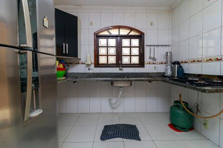 Casa à venda com 380m², 3 quartos e 3 vagas Casa à venda com 380m², 3 quartos e 3 vagasCozinha