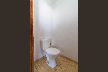 Casa à venda com 380m², 3 quartos e 3 vagas Casa à venda com 380m², 3 quartos e 3 vagasLavabo Terraço