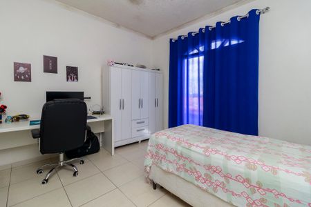 Casa à venda com 380m², 3 quartos e 3 vagas Casa à venda com 380m², 3 quartos e 3 vagasQuarto 3