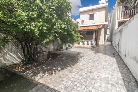 Casa à venda com 412m², 3 quartos e 4 vagasQuintal