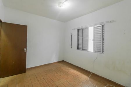 Casa à venda com 412m², 3 quartos e 4 vagasQuarto 2