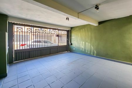 Casa à venda com 125m², 2 quartos e 2 vagasGaragem