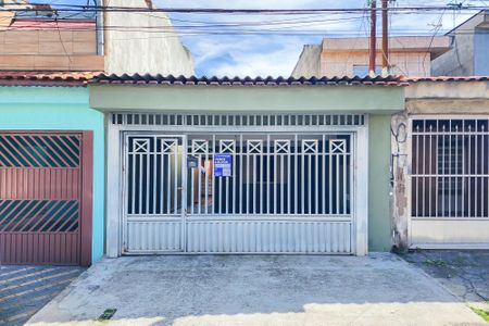 Casa à venda com 125m², 2 quartos e 2 vagasFachada e placa