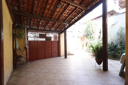 Casa à venda com 171m², 3 quartos e 3 vagasGaragem