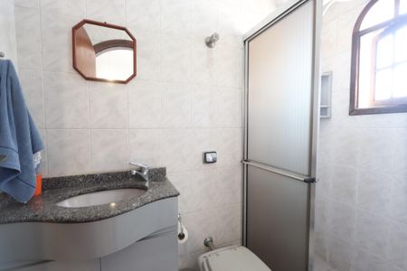 Casa à venda com 171m², 3 quartos e 3 vagasBanheiro Social