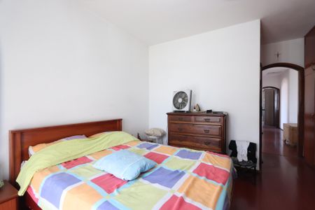 Casa à venda com 171m², 3 quartos e 3 vagasSuíte