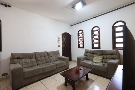 Casa à venda com 171m², 3 quartos e 3 vagasSala