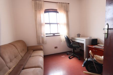 Casa à venda com 171m², 3 quartos e 3 vagasQuarto 3