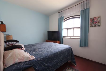 Casa à venda com 171m², 3 quartos e 3 vagasQuarto 2