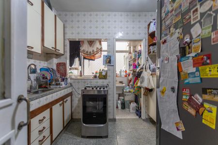 Apartamento à venda com 94m², 3 quartos e 2 vagasCozinha