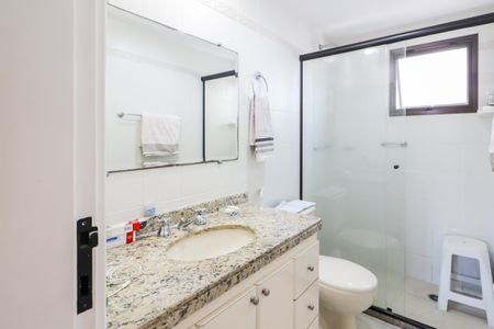 Apartamento à venda com 182m², 3 quartos e 3 vagasBanheiro Social