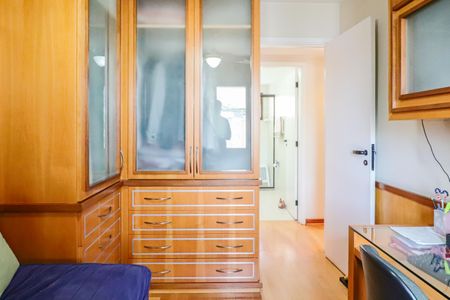 Apartamento à venda com 182m², 3 quartos e 3 vagasQuarto 3