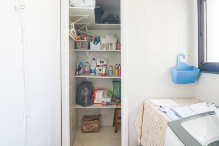 Apartamento à venda com 182m², 3 quartos e 3 vagasLavanderia