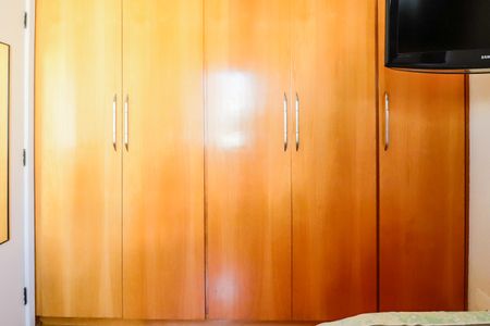 Apartamento à venda com 182m², 3 quartos e 3 vagasQuarto 2