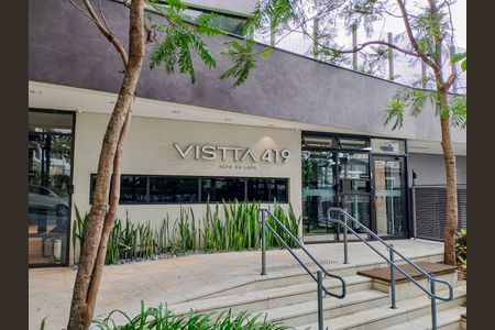 Apartamento à venda com 218m², 3 quartos e 4 vagas Apartamento à venda com 218m², 3 quartos e 4 vagasFachada e portaria