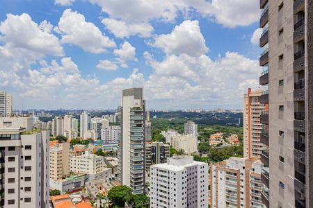 Apartamento à venda com 218m², 3 quartos e 4 vagas Apartamento à venda com 218m², 3 quartos e 4 vagasVista da Varanda